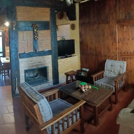 Casa Rural La Casa De Los Pollos Turrubuelo Экстерьер фото