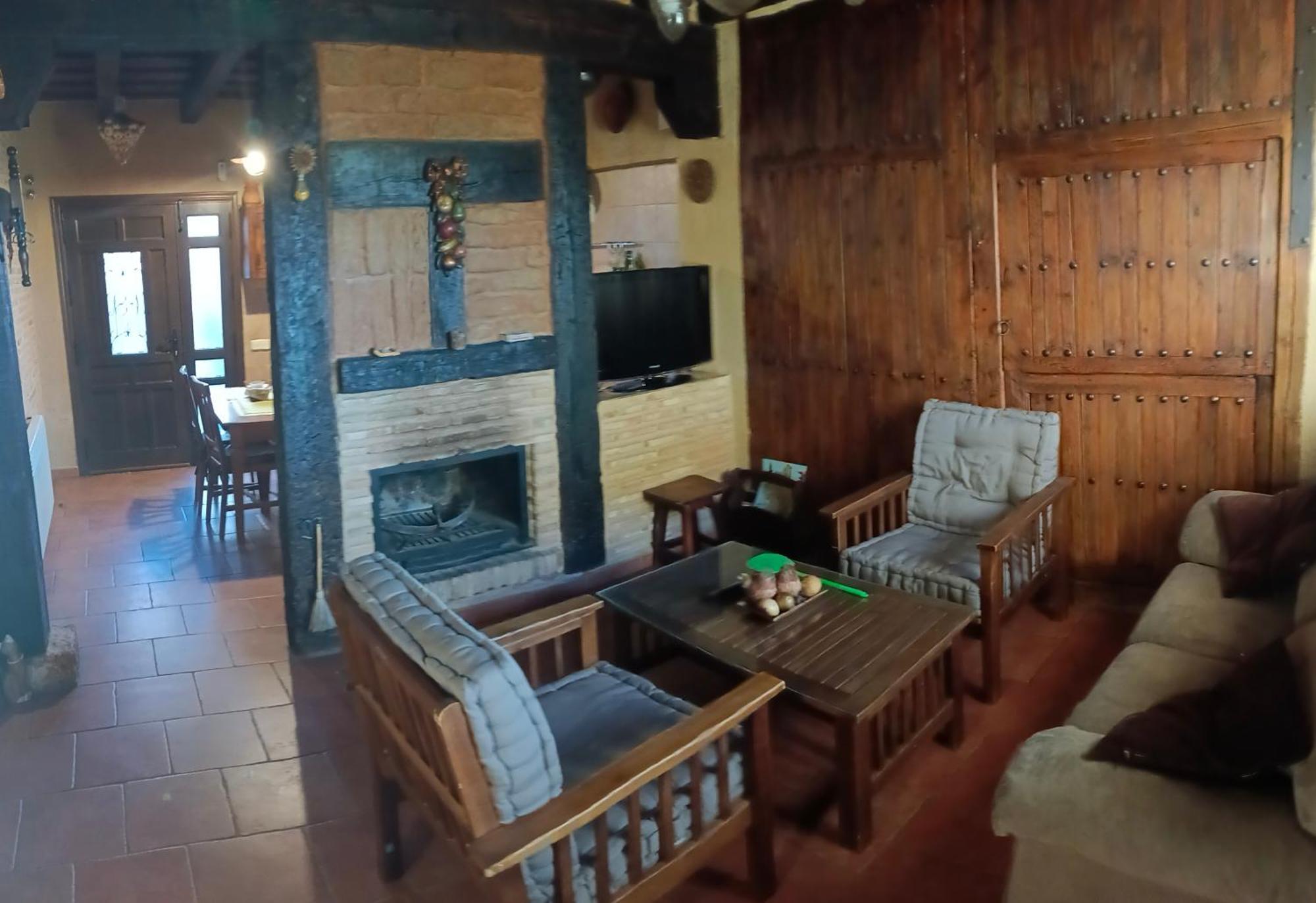Casa Rural La Casa De Los Pollos Turrubuelo Экстерьер фото